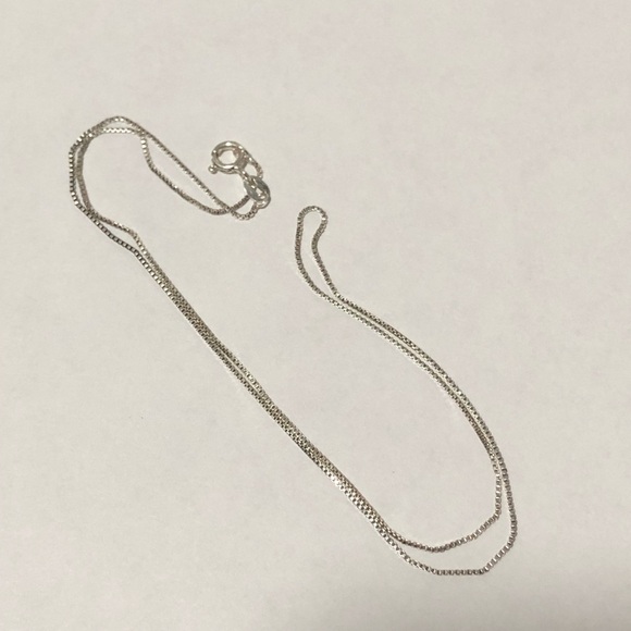 Jewelry - Sterling Silver 18" Box Link Chain Necklace